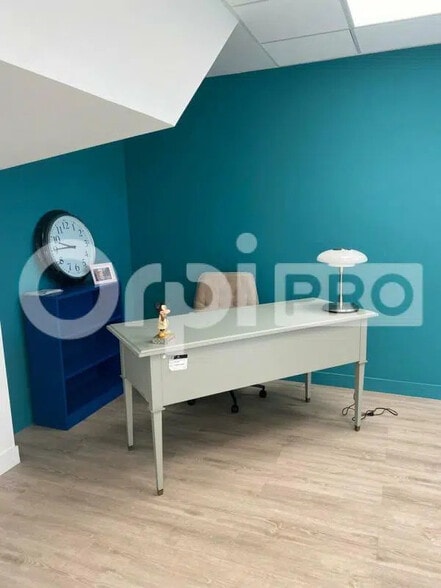 Bureau dans Saint-Junien à louer - Photo intérieure – Image 1 sur 5