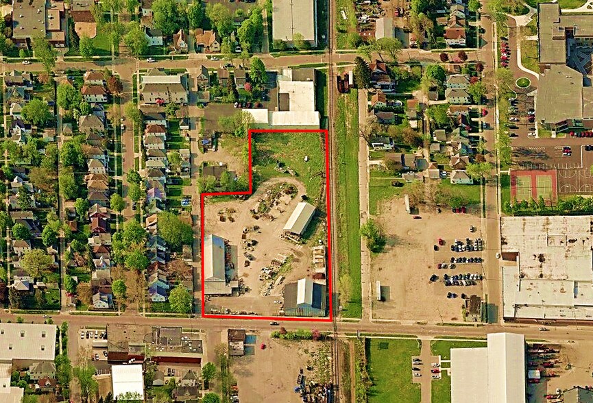 550 Richmond St NW, Grand Rapids, MI à vendre - Photo de l’immeuble – Image 2 sur 2