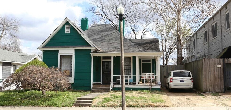 2258 Young Ave, Memphis, TN à vendre - Photo de l’immeuble – Image 3 sur 16