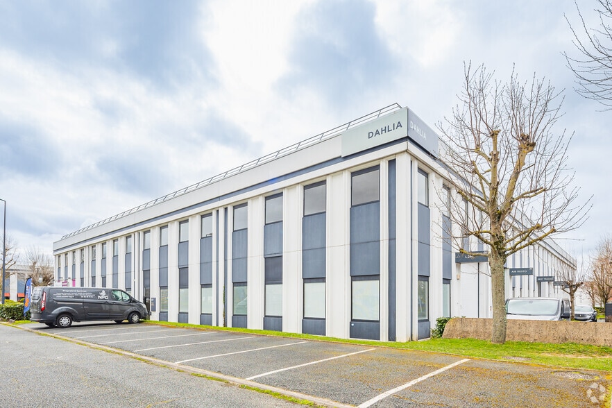 10 Avenue Du Québec, Villebon-sur-Yvette à louer - Photo principale – Image 1 sur 2