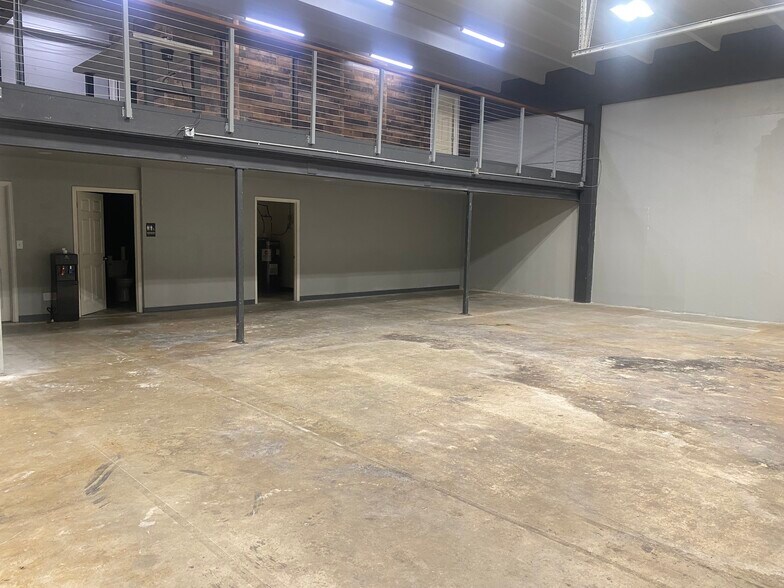 2111 S College Ave, Fort Collins, CO à louer - Photo de l’immeuble – Image 3 sur 13