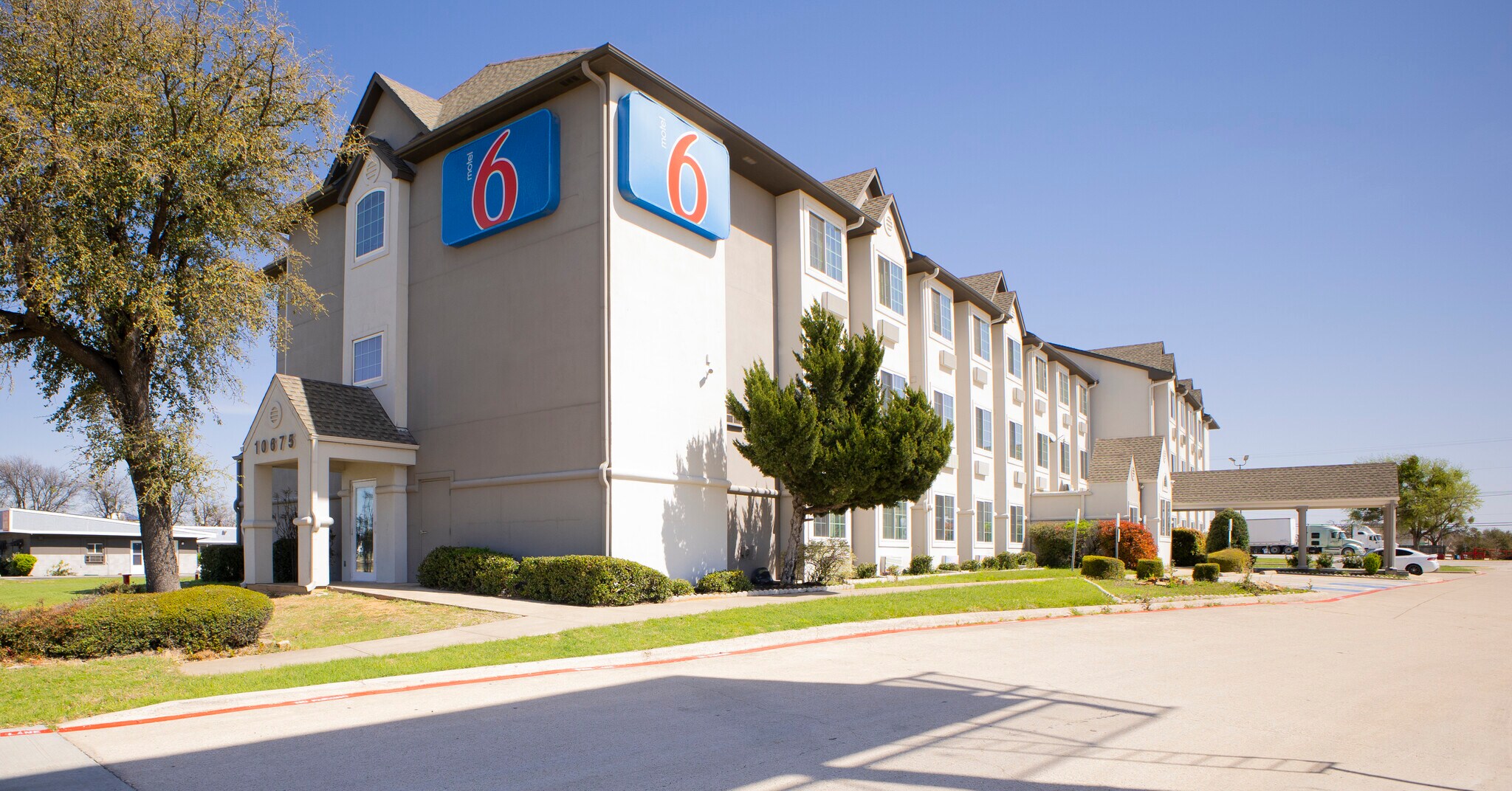 10675 South Fwy, Fort Worth, TX à vendre Photo principale– Image 1 sur 13
