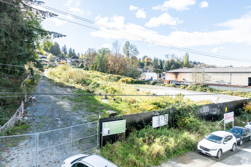 12258 103A Ave, Surrey, BC à vendre - Photo principale – Image 1 sur 2