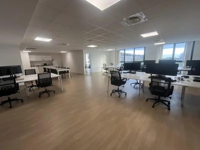 Bureau dans Nice à louer - Photo de l’immeuble – Image 3 sur 7