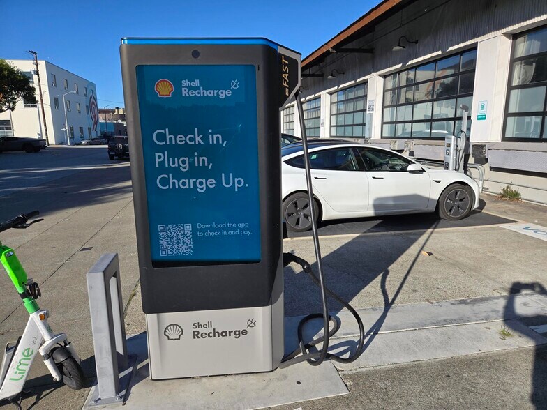 155 De Haro St, San Francisco, CA à louer - Photo de l’immeuble – Image 3 sur 5