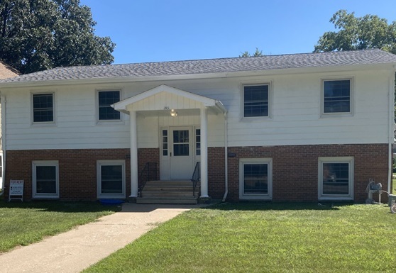 303 NE 1st St, Pocahontas, IA à vendre - Photo principale – Image 1 sur 3
