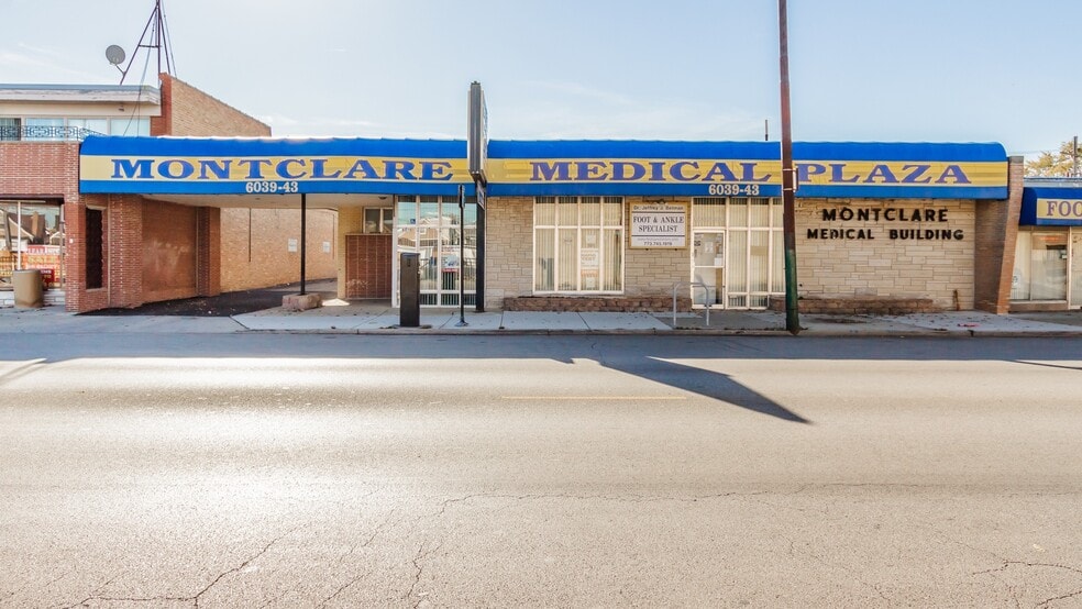 6039 W Belmont Ave, Chicago, IL à louer - Photo principale – Image 1 sur 12