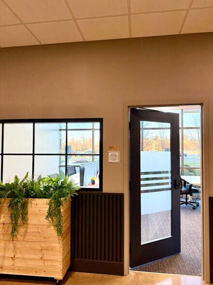 7775 Walton Pky, New Albany, OH à louer - Photo intérieure – Image 3 sur 11