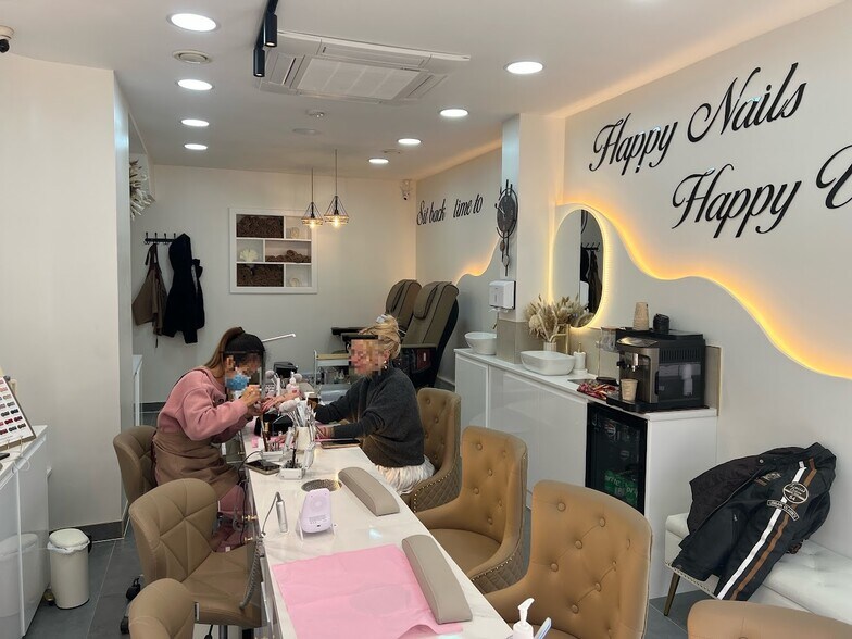 23 Preston St, Brighton à vendre - Photo de l’immeuble – Image 3 sur 5