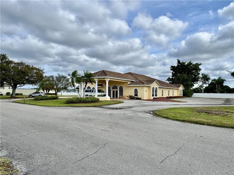2605 Bayview St, Sebring, FL à vendre - Photo de l’immeuble – Image 3 sur 38