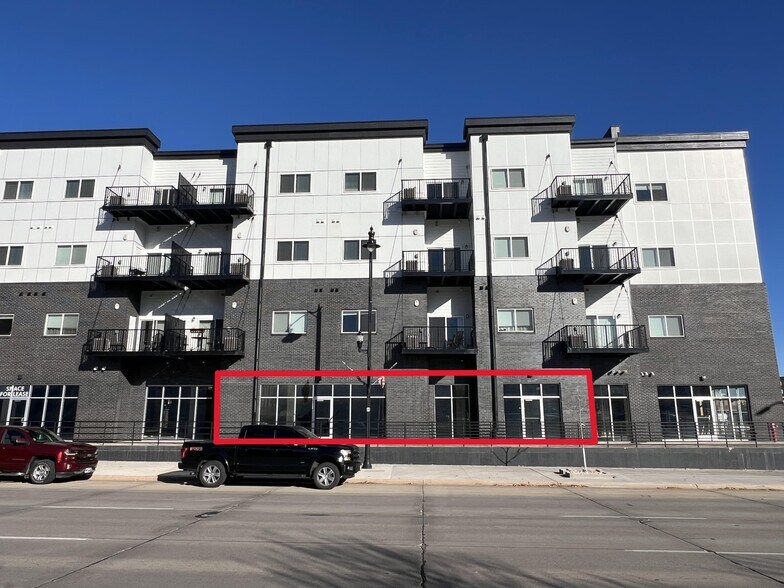 100 Saint Joseph St, Rapid City, SD à louer - Photo de l’immeuble – Image 1 sur 11