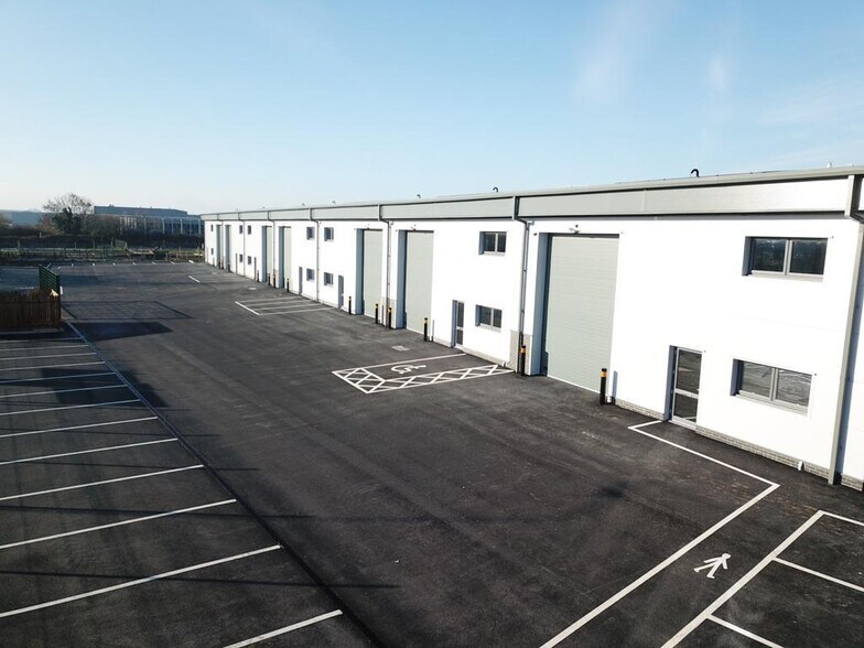 Arnolds Way, Yatton à louer - Photo de l’immeuble – Image 1 sur 12