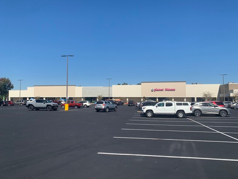 2384 Pass Rd, Biloxi, MS à louer - Photo de l’immeuble – Image 2 sur 6