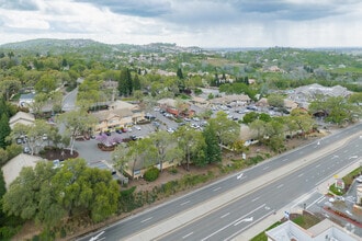 875-877 Embarcadero Dr, El Dorado Hills, CA - Vue aérienne  vue de carte