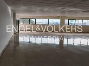 Bureau dans San Fernando de Henares, Madrid à louer Photo intérieure– Image 2 sur 4