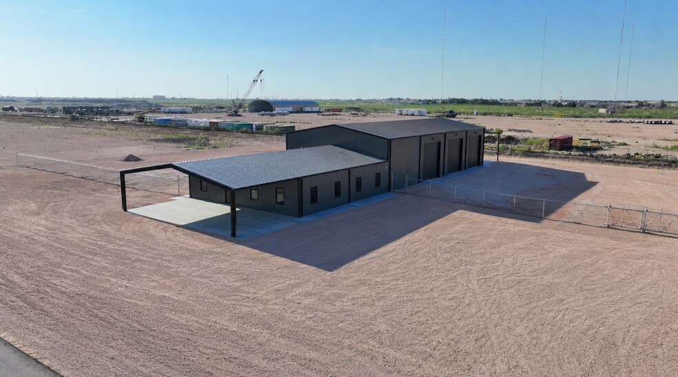 4020 County 48 Rd, Midland, TX à louer - Photo de l’immeuble – Image 2 sur 26