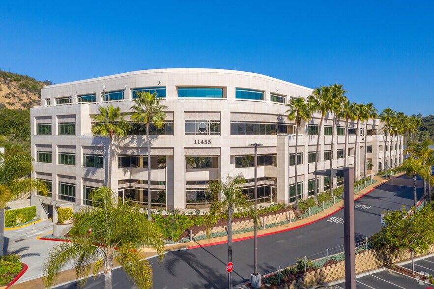 11455 El Camino Real, San Diego, CA à louer - Photo principale – Image 1 sur 12