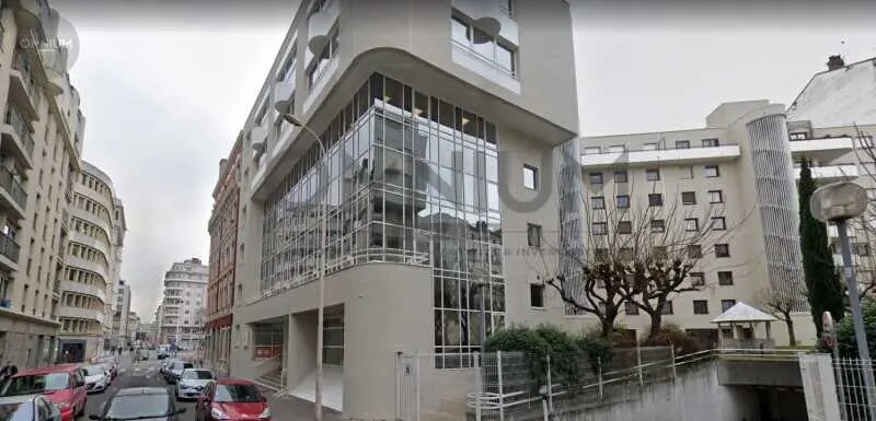 Bureau dans Lyon à louer - Photo de l’immeuble – Image 1 sur 3