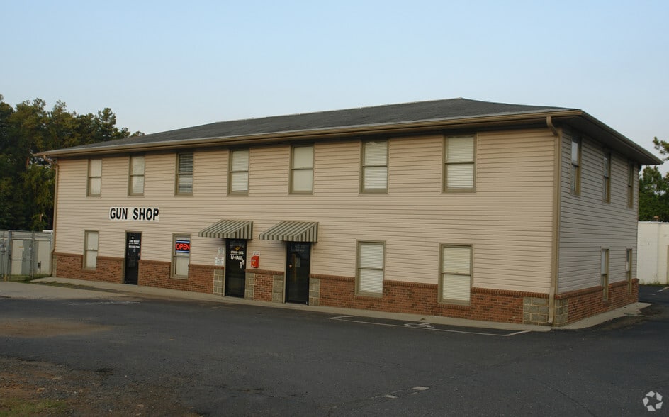 MyPlace Self Storage - Charlotte MSA portefeuille de 2 biens à vendre sur LoopNet.fr - Photo principale – Image 3 sur 10