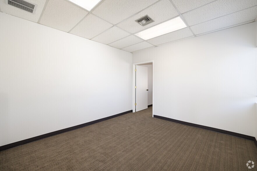 312 Highland Ave, El Cajon, CA à louer - Photo de l’immeuble – Image 3 sur 22