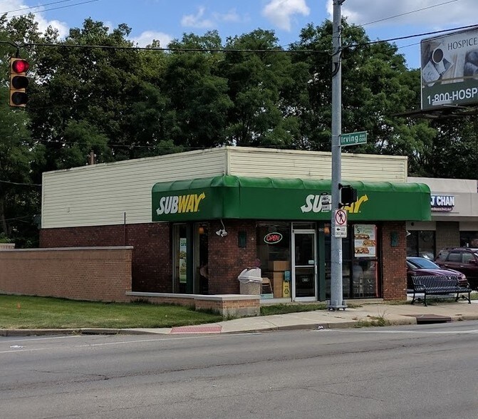 528 Wilmington Ave, Dayton, OH à louer - Photo de l’immeuble – Image 2 sur 4