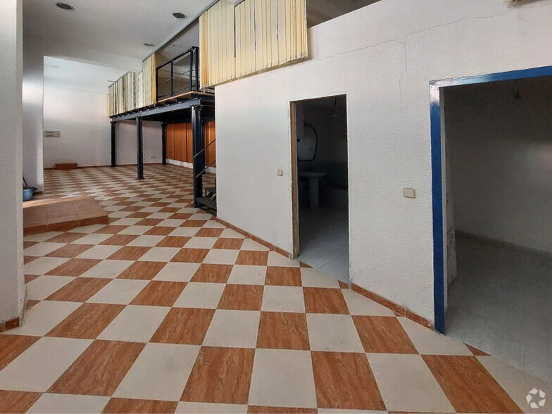 View Photo