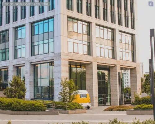 Bureau dans La Teste-de-Buch à vendre Photo de l’immeuble– Image 1 sur 3