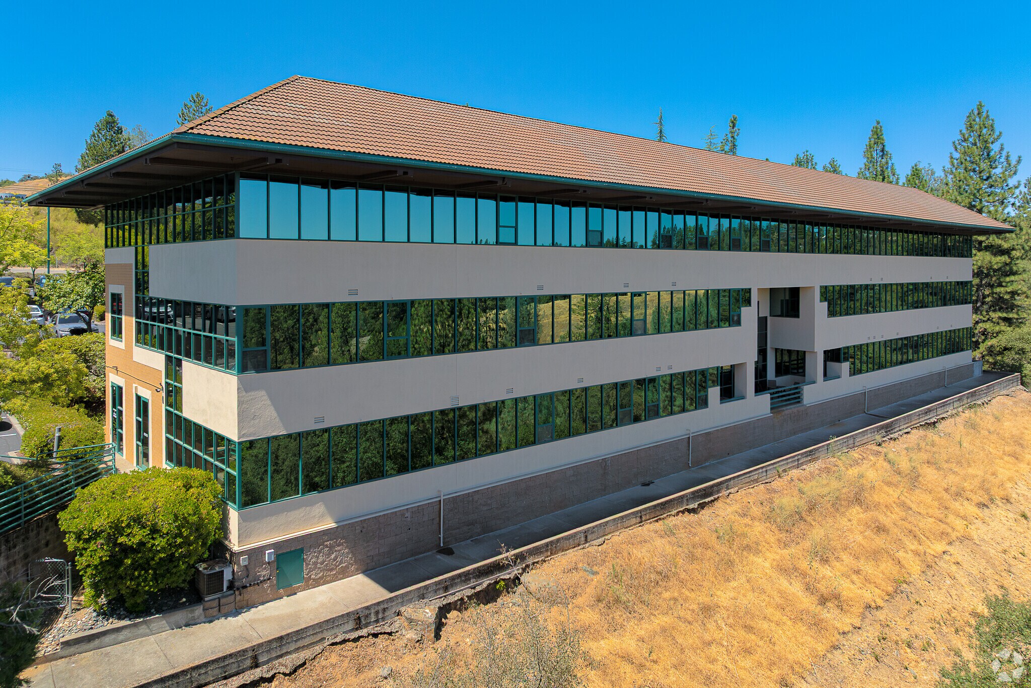 13620 Lincoln Way, Auburn, CA à vendre Photo principale– Image 1 sur 5