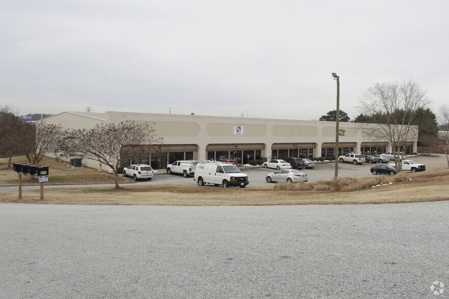 317 W Phillips Rd, Greer, SC à vendre - Photo principale – Image 3 sur 3