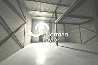 Plus de détails pour Local d'activités à louer