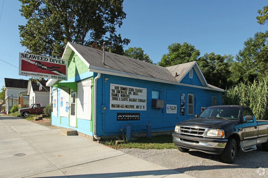 1121 State St, New Albany, IN à vendre - Photo de l’immeuble – Image 2 sur 2