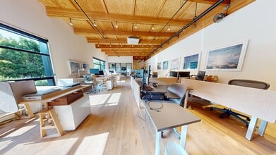 1060 Redwood Hwy, Mill Valley, CA à louer Photo intérieure– Image 2 sur 14