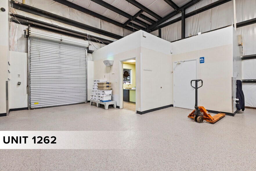 1250-1264 SW Biltmore St, Port Saint Lucie, FL à vendre - Photo de l’immeuble – Image 2 sur 67