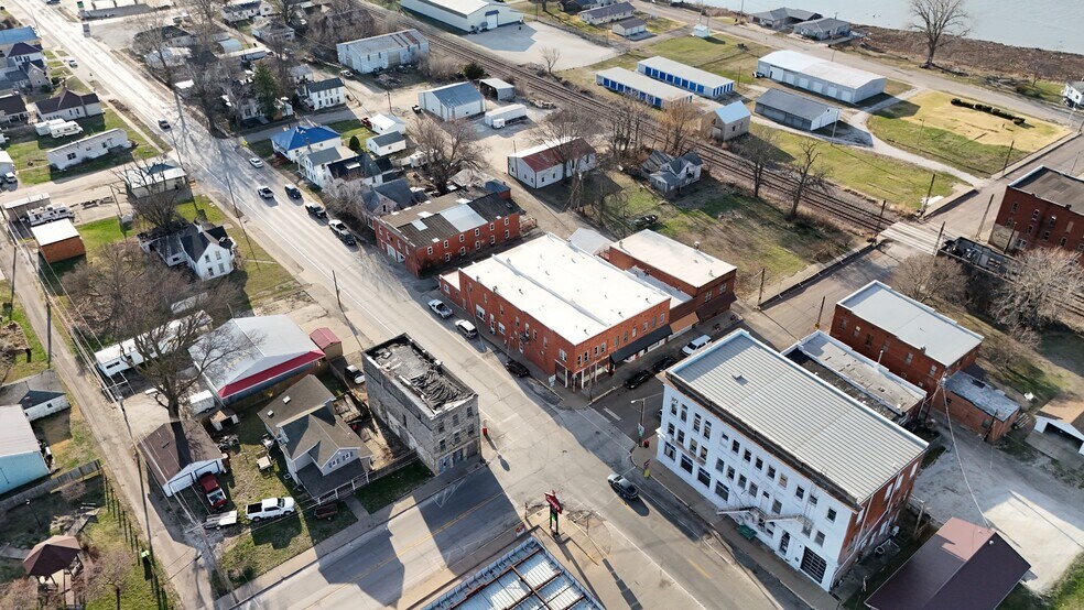 297 Oak St, Dallas City, IL à vendre - Photo de l’immeuble – Image 2 sur 5