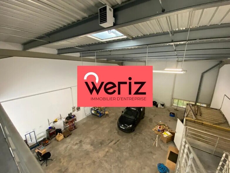 Industriel/Logistique dans La Ciotat à louer - Photo de l’immeuble – Image 3 sur 9