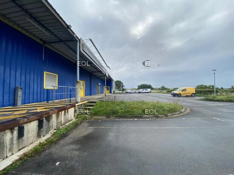 Local d'activités dans Moret-Loing-et-Orvanne à vendre - Photo de l’immeuble – Image 3 sur 14