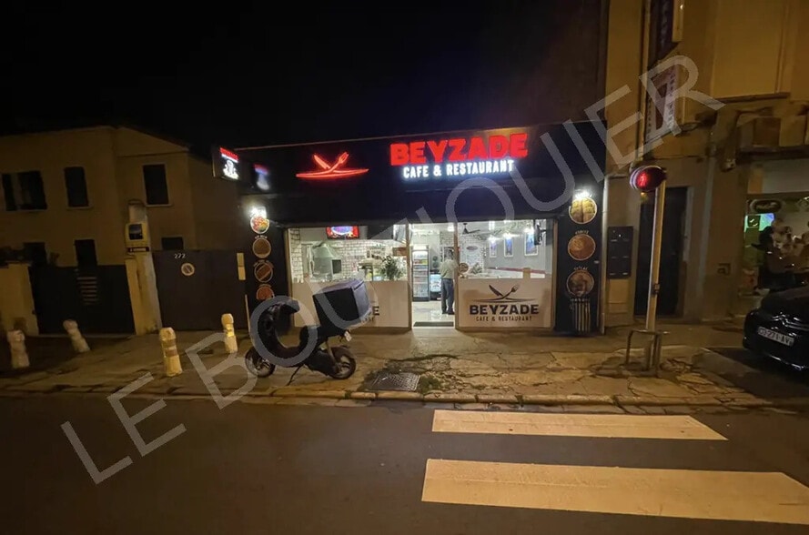 Local commercial dans Dammarie-les-Lys à vendre - Photo de l’immeuble – Image 2 sur 3