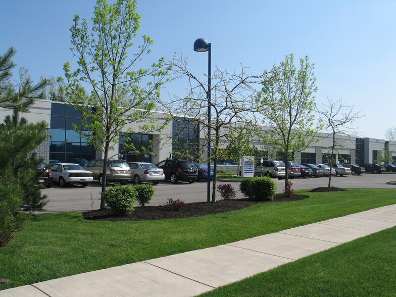 270 Northpointe Pky, Amherst, NY à louer - Photo de l’immeuble – Image 2 sur 3