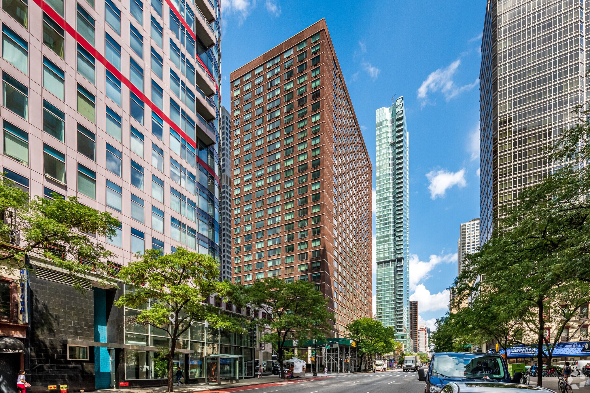 1029-1039 2nd Ave, New York, NY à vendre Photo principale– Image 1 sur 23