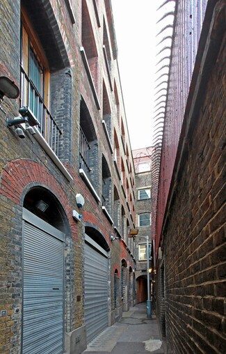 Plus de détails pour Faulkner's Aly, Londres - Local commercial à louer