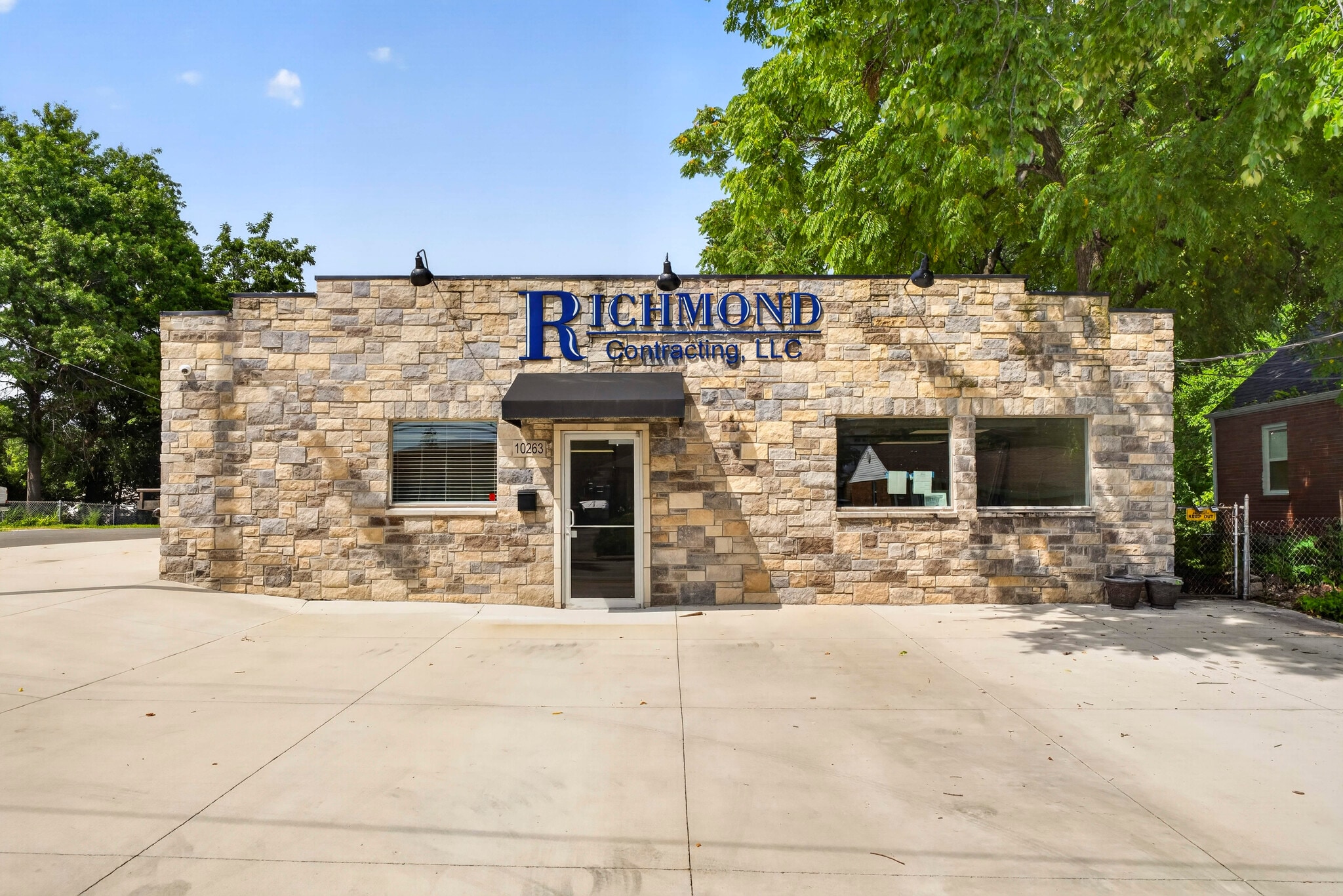 10263 Lackland Rd, Overland, MO à louer Photo intérieure– Image 1 sur 9