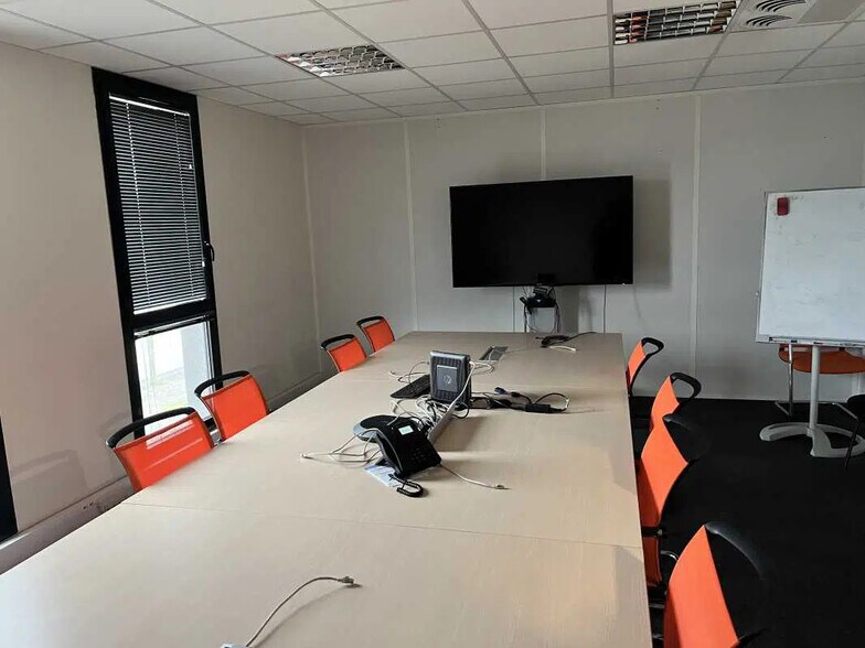 Bureau dans Rennes à louer - Photo de l’immeuble – Image 2 sur 12