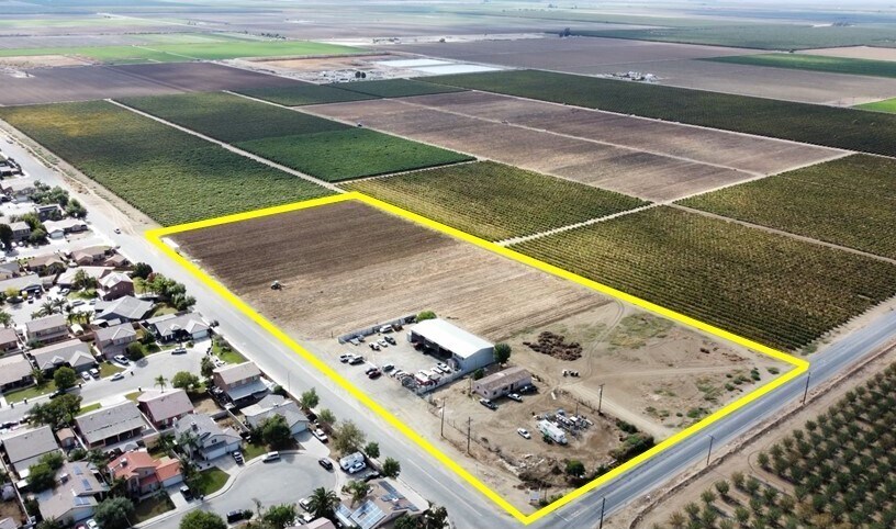 1777 Comanche dr, Arvin, CA à vendre - Photo principale – Image 1 sur 2