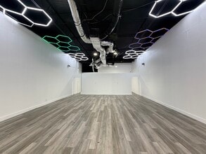 3501-3531 NW 19th St, Fort Lauderdale, FL à louer Photo intérieure– Image 1 sur 6