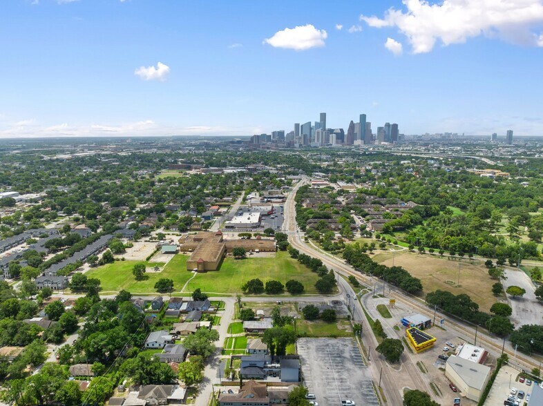 1117 Collingsworth St, Houston, TX à louer - Aérien – Image 2 sur 15