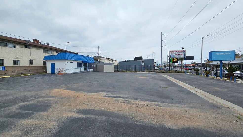 13600 Inglewood Ave, Hawthorne, CA à louer - Photo de l’immeuble – Image 1 sur 5