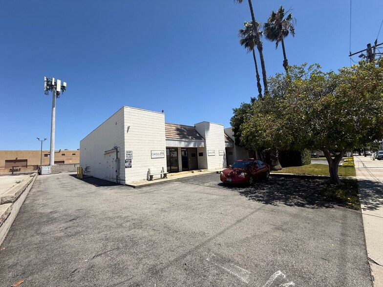 524 S Vermont Ave, Glendora, CA à vendre - Photo de l’immeuble – Image 3 sur 5