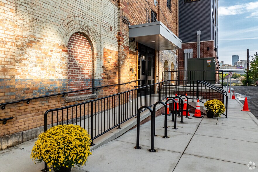 59 S 2nd St, Pittsburgh, PA à louer - Photo de l’immeuble – Image 3 sur 4