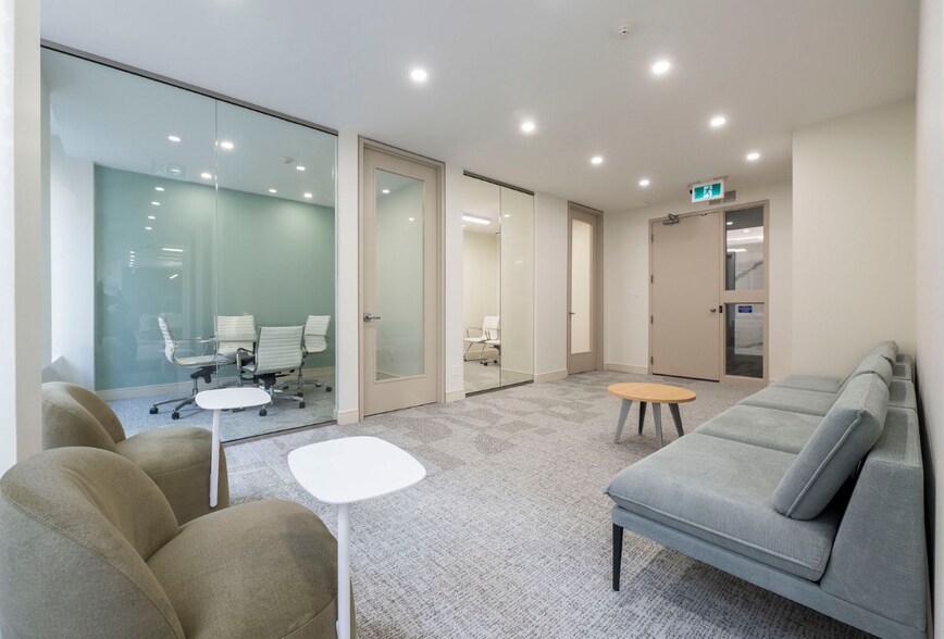 25 Adelaide St E, Toronto, ON à louer - Photo de l’immeuble – Image 2 sur 7