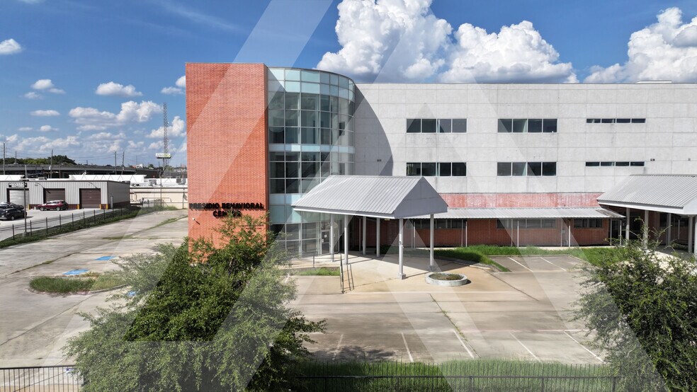 14602 Presidio Square Blvd, Houston, TX à vendre - Photo de l’immeuble – Image 2 sur 35